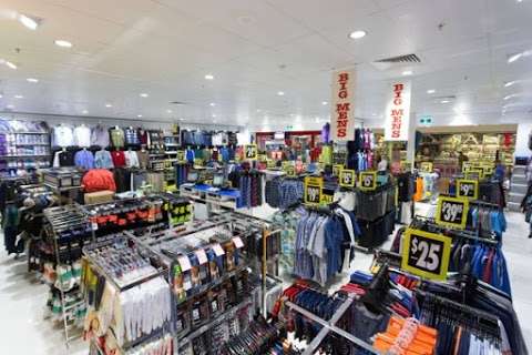 Photo: Lowes Kwinana Town Centre